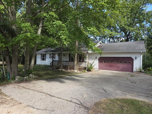 front view picture of 4790 4Th, Barryton, MI. 49305
