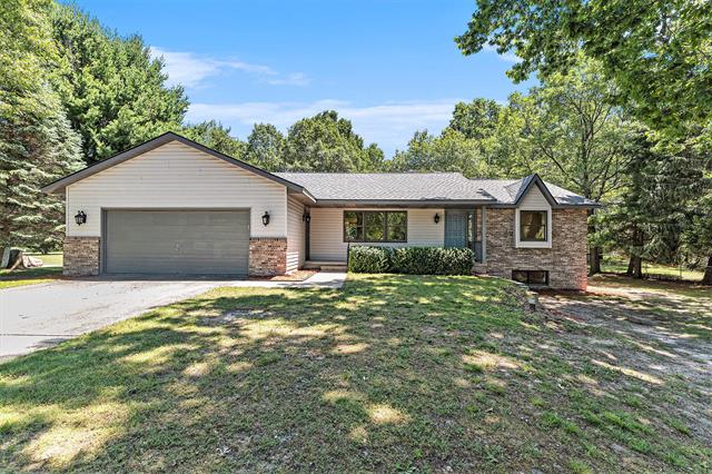front view picture of 2229 Red Apple Road, Manistee, MI. 49660