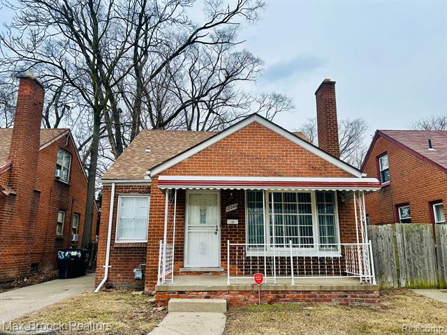front view picture of 18242 Coyle Street, Detroit, MI. 48235