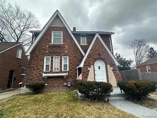 front view picture of 16862 Sorrento Street, Detroit, MI. 48235
