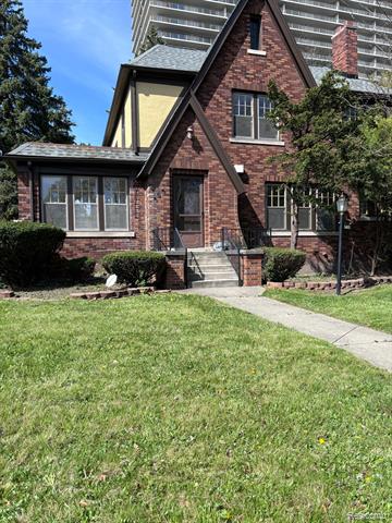 front view picture of 505 Fiske Drive, Detroit, MI. 48214