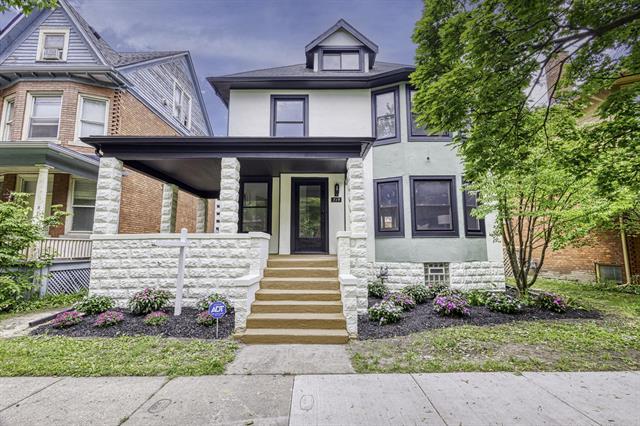 front view picture of 715 W Bethune Street, Detroit, MI. 48202