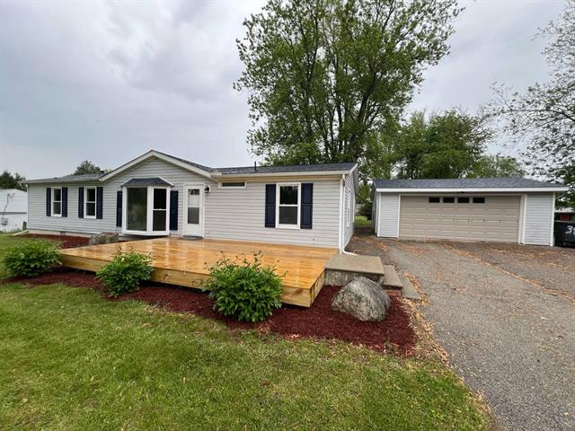 front view picture of 3820 Kaiser Rd Road, Tecumseh, MI. 49286