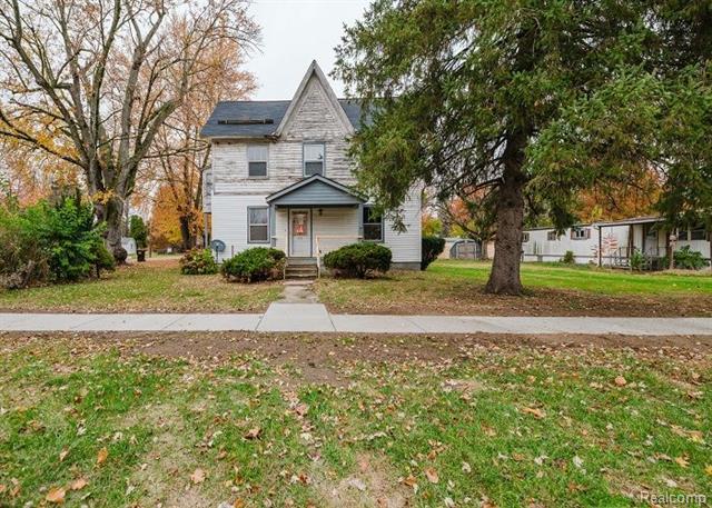 front view picture of 328 W Canal, Tekonsha, MI. 49092
