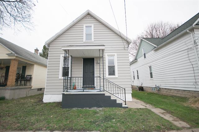 front view picture of 1157 Atlantic Street Nw, Grand Rapids, MI. 49504