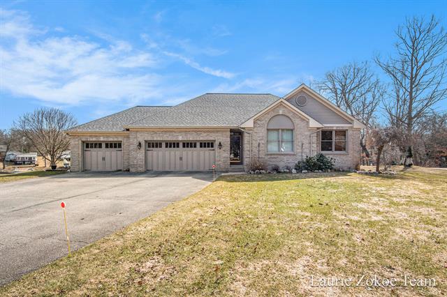 front view picture of 8520 S Lakeside Drive, Newaygo, MI. 49337