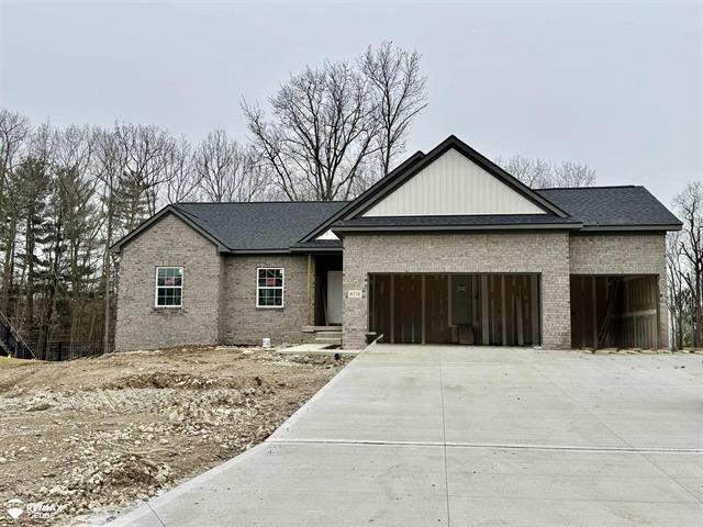 front view picture of 8116 Peninsula Circle, Grand Blanc, MI. 48439