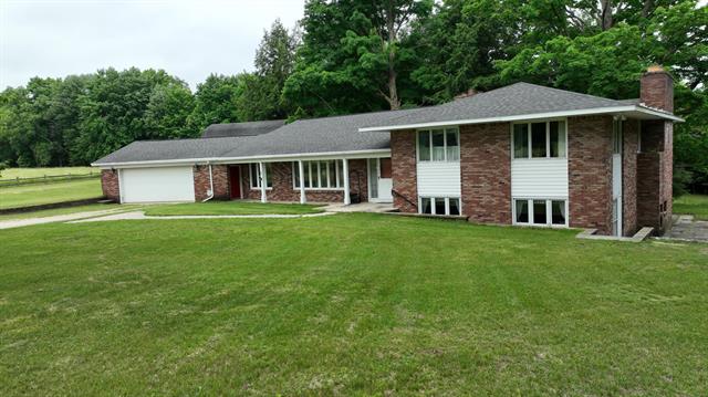 front view picture of 3447 200Th Avenue, Reed City, MI. 49677