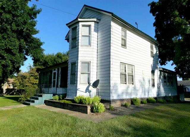 front view picture of 6513 Kruger Road, Three Oaks, MI. 49128