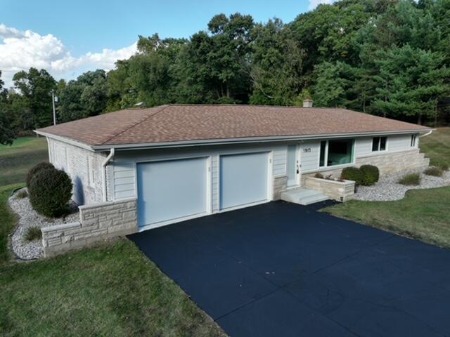 front view picture of 11815 H Drive N, Battle Creek, MI. 49014