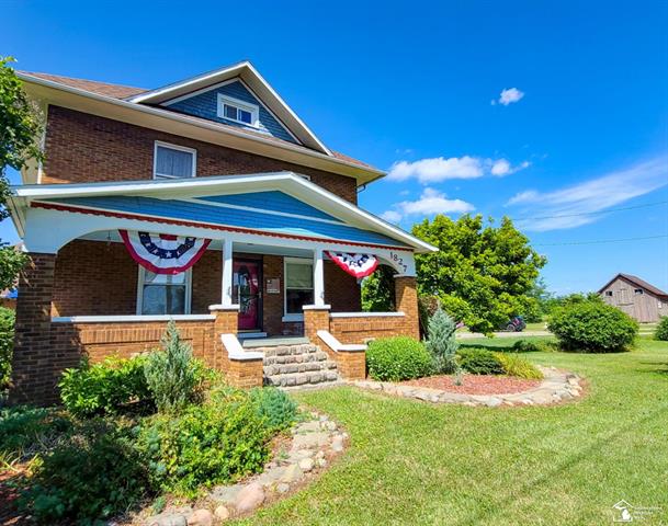 front view picture of 1827 E Newport Road, Newport, MI. 48166
