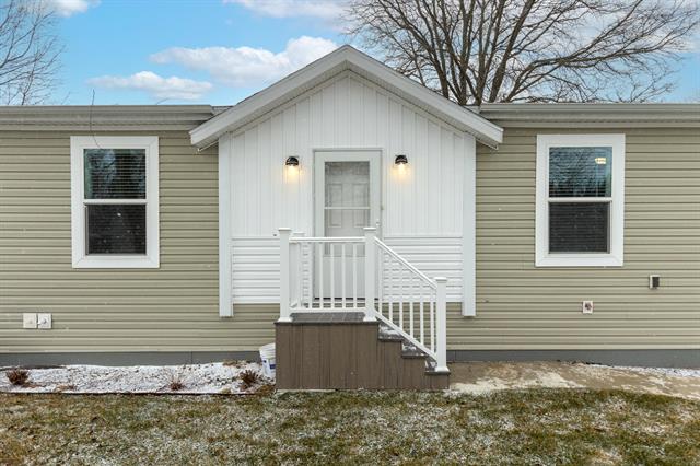 front view picture of 714 Mill Street, Leslie, MI. 49251