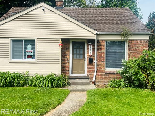 front view picture of 12725 Riverview Street, Detroit, MI. 48223