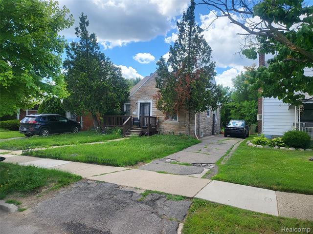front view picture of 7353 Rosemont Avenue, Detroit, MI. 48228