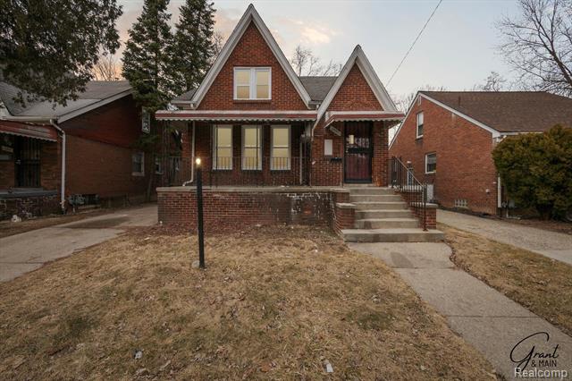 front view picture of 12297 Elmdale Street, Detroit, MI. 48213