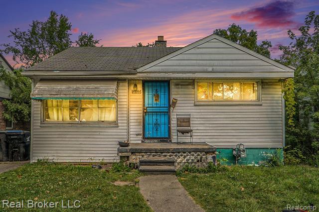 front view picture of 20246 Helen Street, Detroit, MI. 48234