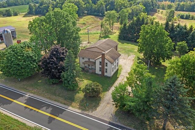 front view picture of 6640 Schneider Road, Manchester, MI. 48158