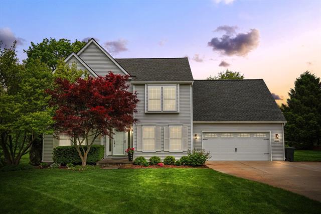 front view picture of 4388 Lori Lynn Lane, Whitmore Lake, MI. 48189
