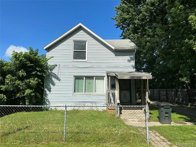 front view picture of 1521 Fenton Street, Saginaw, MI. 48601