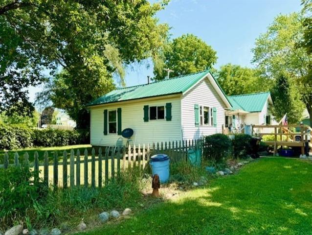 front view picture of 529 Teman Street, Saint Louis, MI. 48880