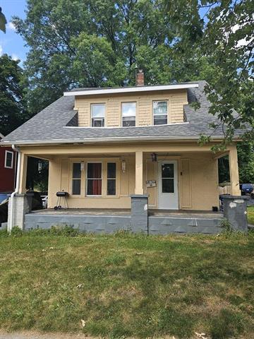 front view picture of 261 E Emmett Street, Battle Creek, MI. 49017