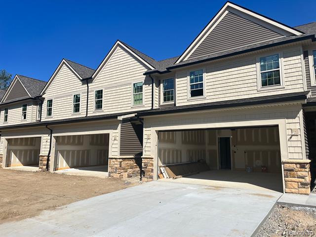 front view picture of 11372 Iziks Way, Brighton, MI. 48116