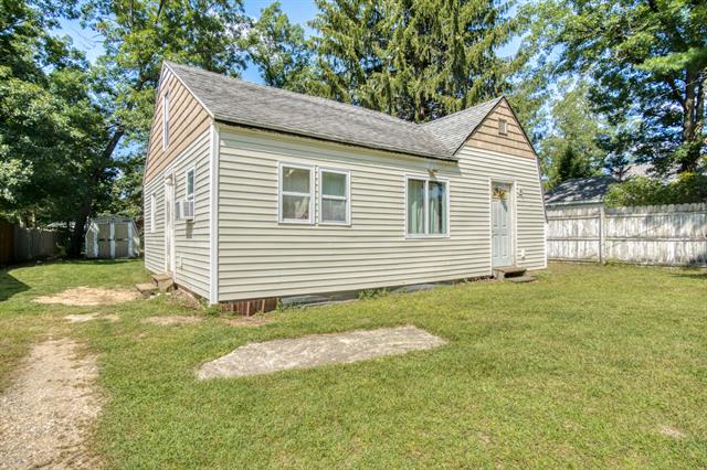 front view picture of 759 Lynn Street, Baldwin, MI. 49304