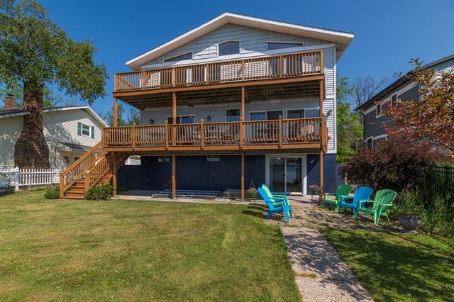 Builiding view forty five for 2918 Shore, Portage, MI. 49002