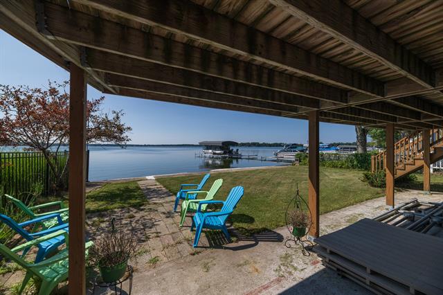 Builiding view forty four for 2918 Shore, Portage, MI. 49002
