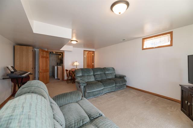 Builiding view forty two for 2918 Shore, Portage, MI. 49002