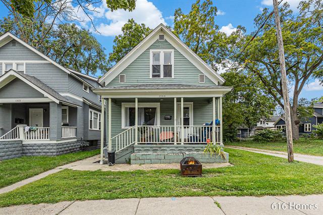 front view picture of 1309 6Th Street, Muskegon, MI. 49441