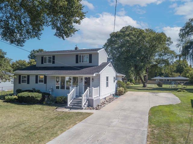 front view picture of 485 S Frost Drive, Saginaw, MI. 48638