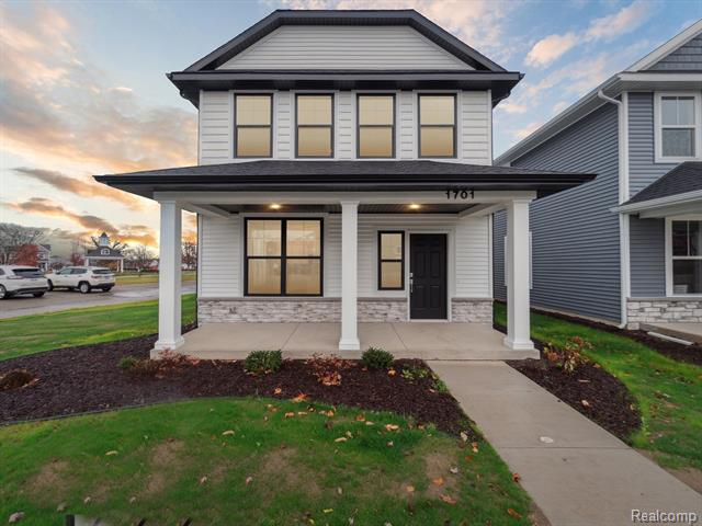 front view picture of 1701 Ashfield Street, Howell, MI. 48855
