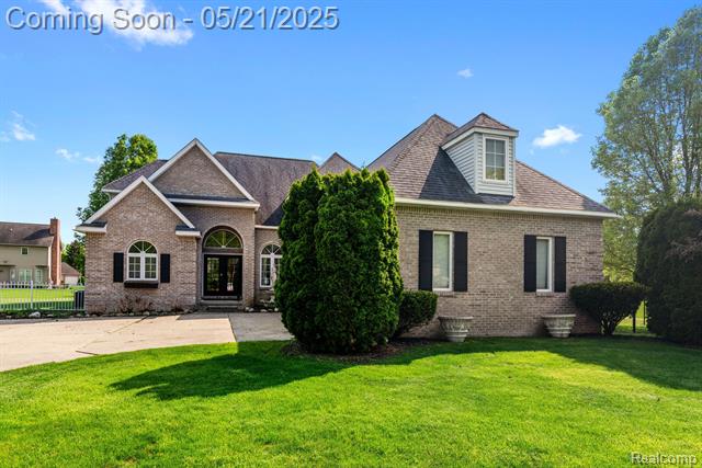 front view picture of 5218 Highpoint Drive, Swartz Creek, MI. 48473