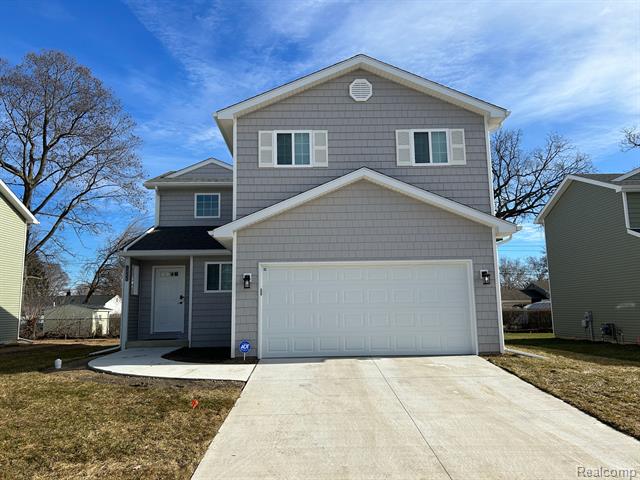 front view picture of 4000 Lotus Landing Circle, Waterford, MI. 48329