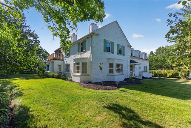 front view picture of 5050 Browns Lake Road, Jackson, MI. 49203