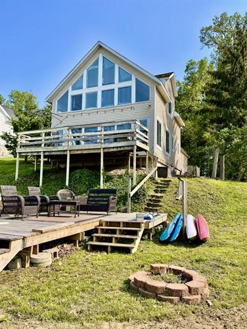 front view picture of 727 Treasure Island Drive, Mattawan, MI. 49071