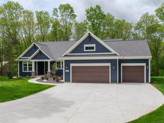 front view picture of 6583 W Hidden Lake Circle, Richland, MI. 49083