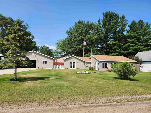 front view picture of 6615 N Ridge Road, Harrison, MI. 48625