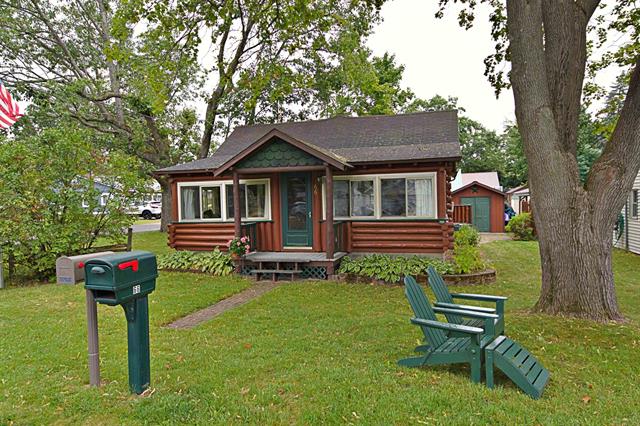 front view picture of 66 N Center Street, Lake City, MI. 49651
