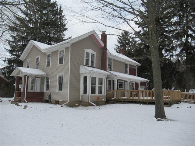 front view picture of 16912 W Michigan Avenue, Albion, MI. 49224