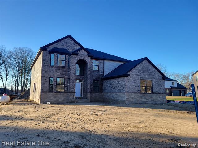 front view picture of 5577 Holm, Troy, MI. 48085