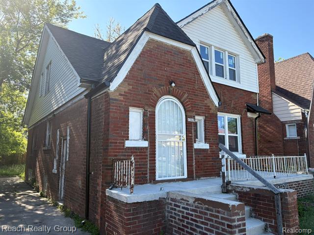 front view picture of 15031 Freeland Street, Detroit, MI. 48227
