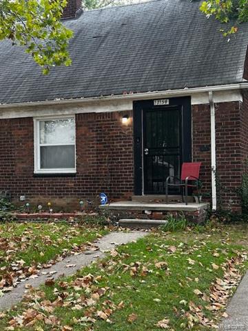 front view picture of 17154 Ontario Street, Detroit, MI. 48224