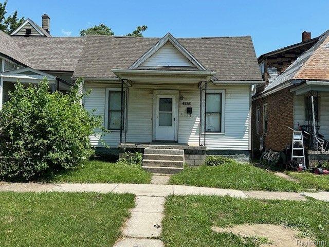 front view picture of 4238 Bangor Street, Detroit, MI. 48210