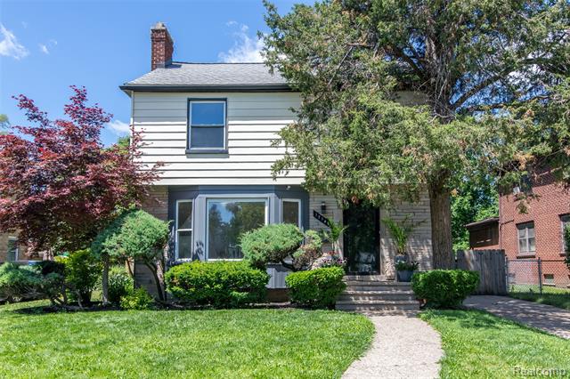 front view picture of 17145 Fairfield Street, Detroit, MI. 48221