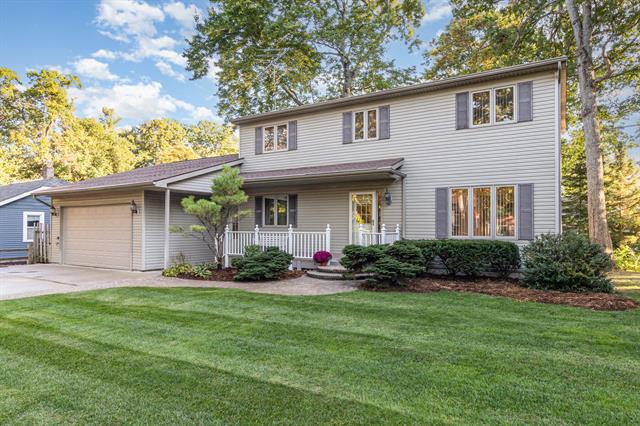 front view picture of 1719 Lyka St, Commerce Township, MI. 48382
