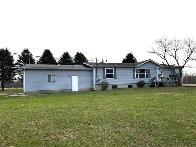 front view picture of 45759 Paw Paw Road, Lawrence, MI. 49064