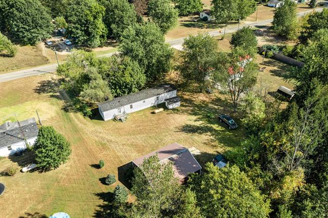 front view picture of 68704 Vistula Road, White Pigeon, MI. 49099