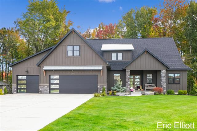 front view picture of 6270 Eaglewood Drive, Hudsonville, MI. 49426
